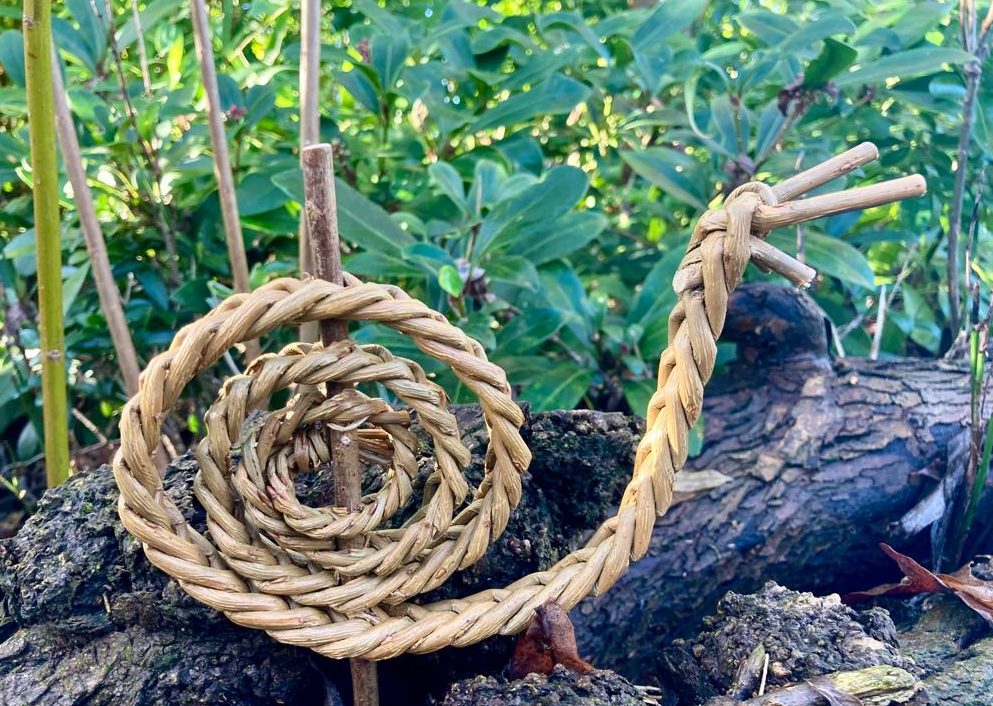 Willow garden decor - snail
